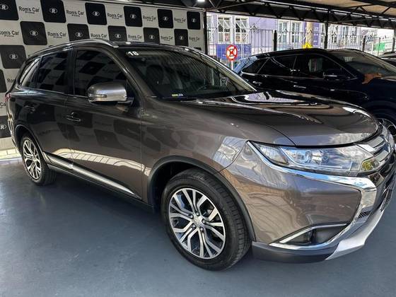 MITSUBISHI OUTLANDER 2.0 COMFORT 16V GASOLINA 4P AUTOMÁTICO MITSUBISHI OUTLANDER 2.0 COMFORT 16V GASOLINA 4P AUTOMÁTICO